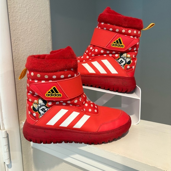 Adidas Disney Other - Adidas Winterplay Disney Minnie Mouse Youth Size 3Y shoes Snow Boots Red IG7188